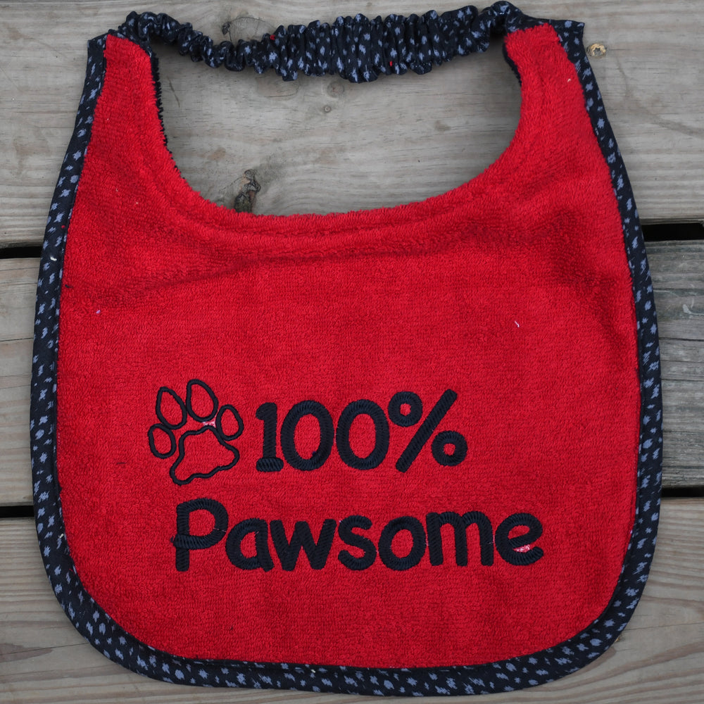 100% Pawsome, Drool Bib