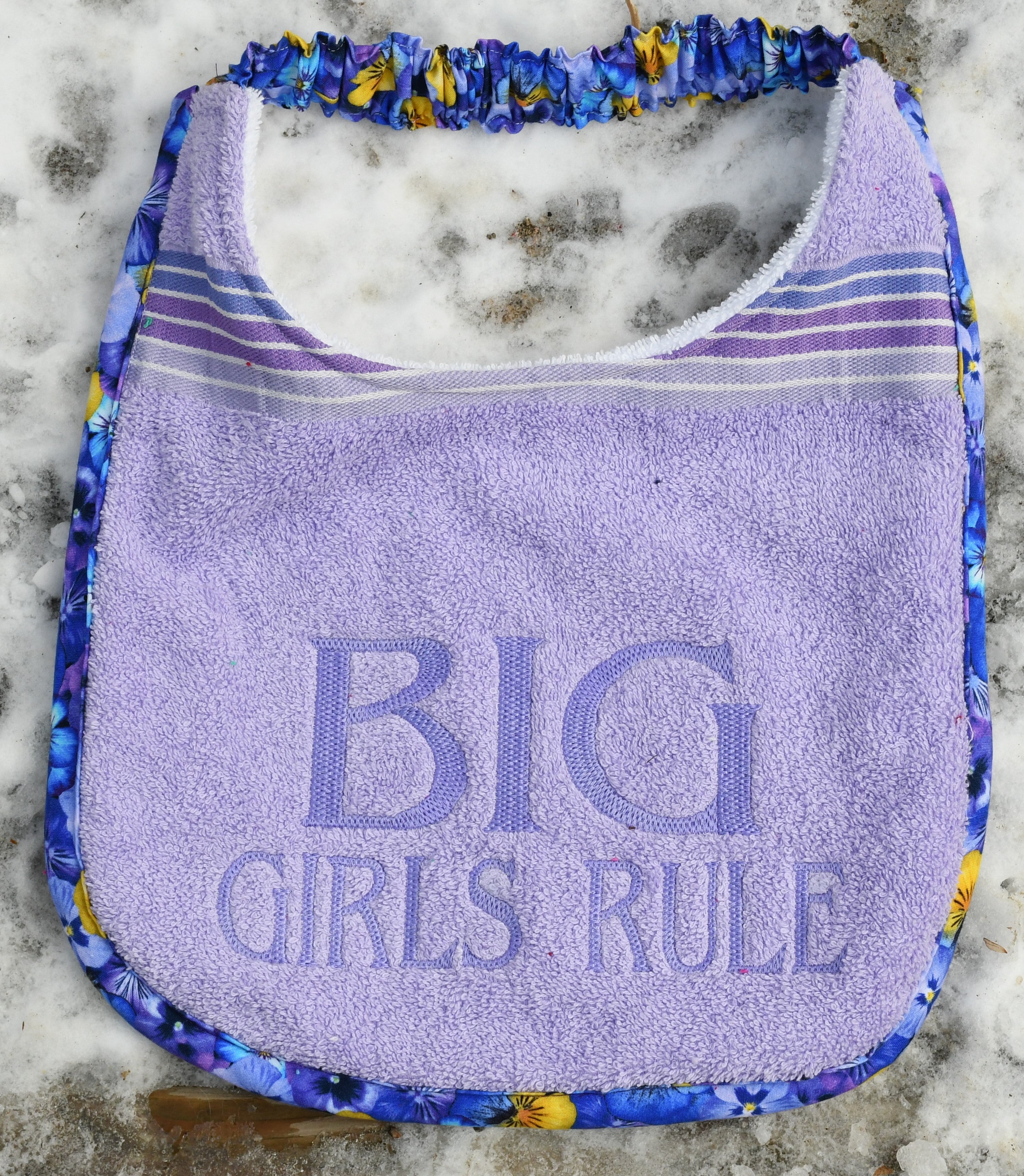 BIG Girls Rule, Drool Bib