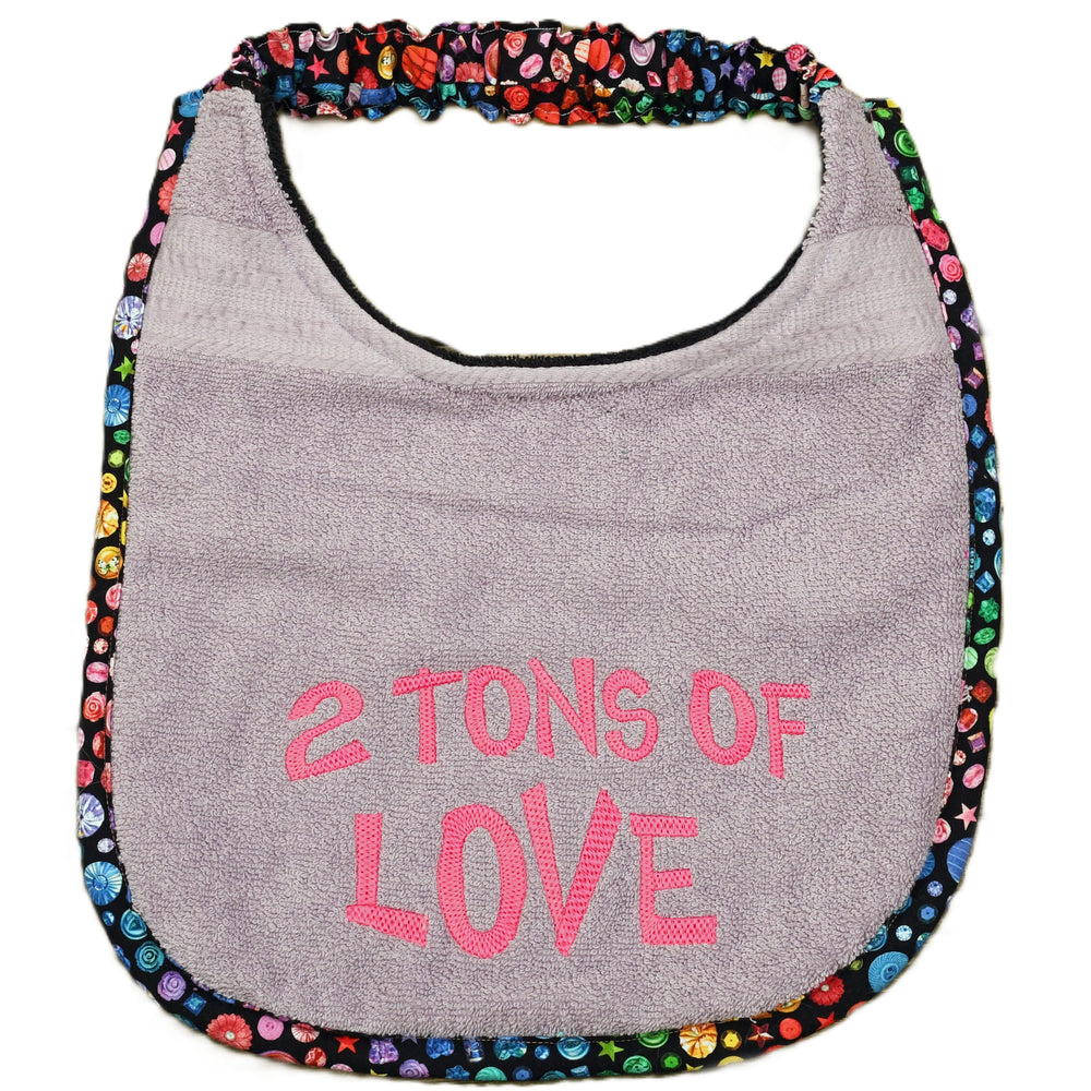 2 Tons of Love, Drool Bib