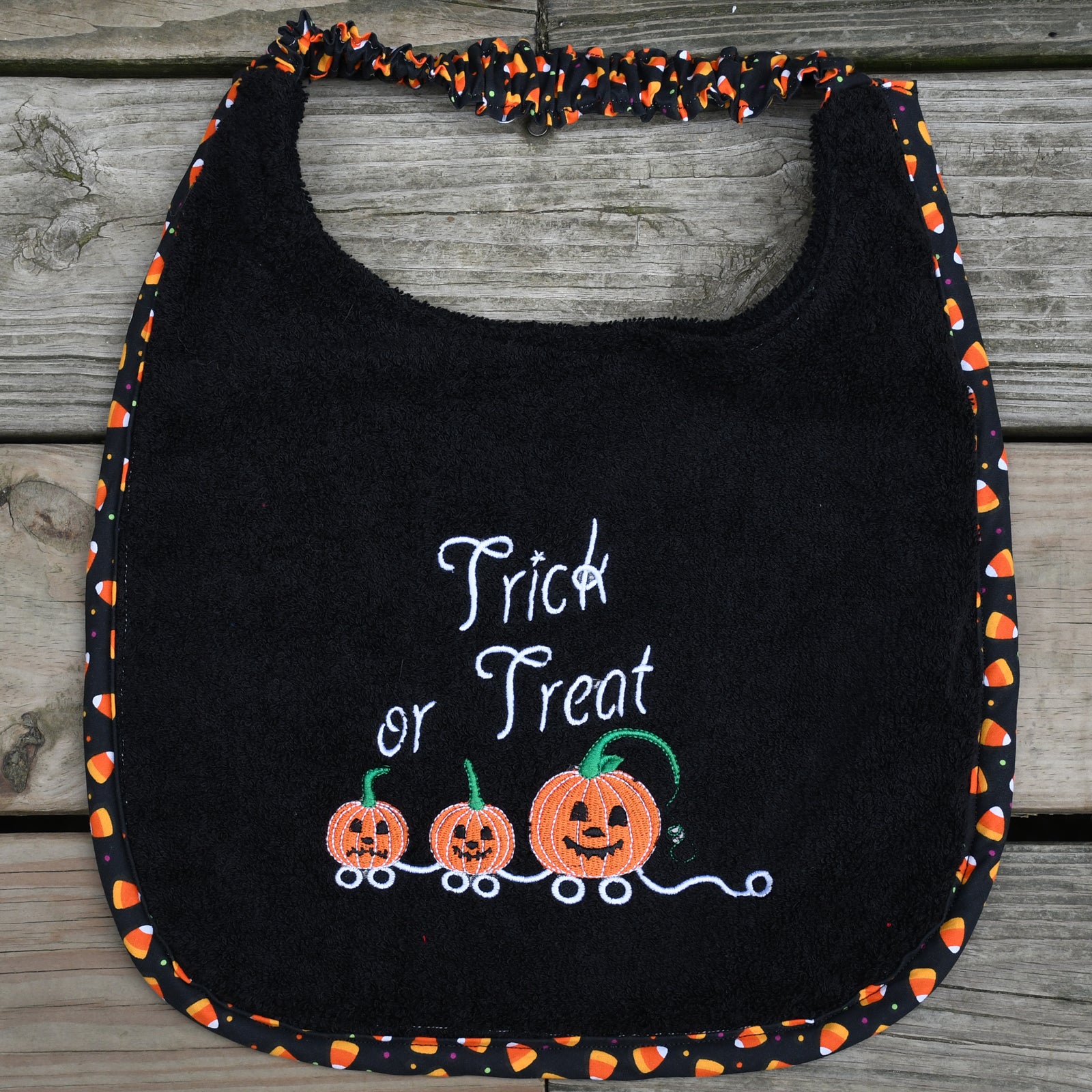 Trick or Treat, Drool Bib*