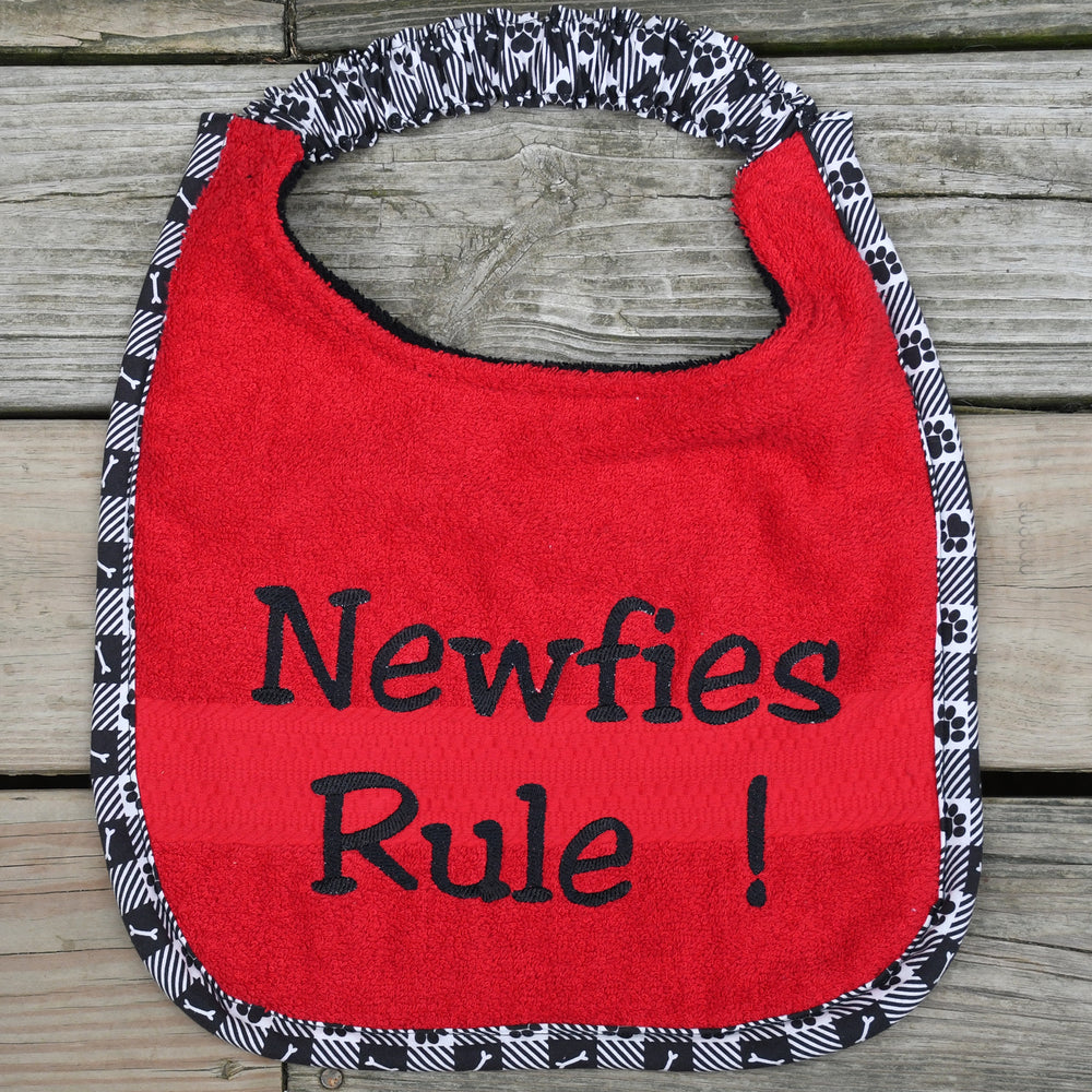 Newfies Rule!, Drool Bib