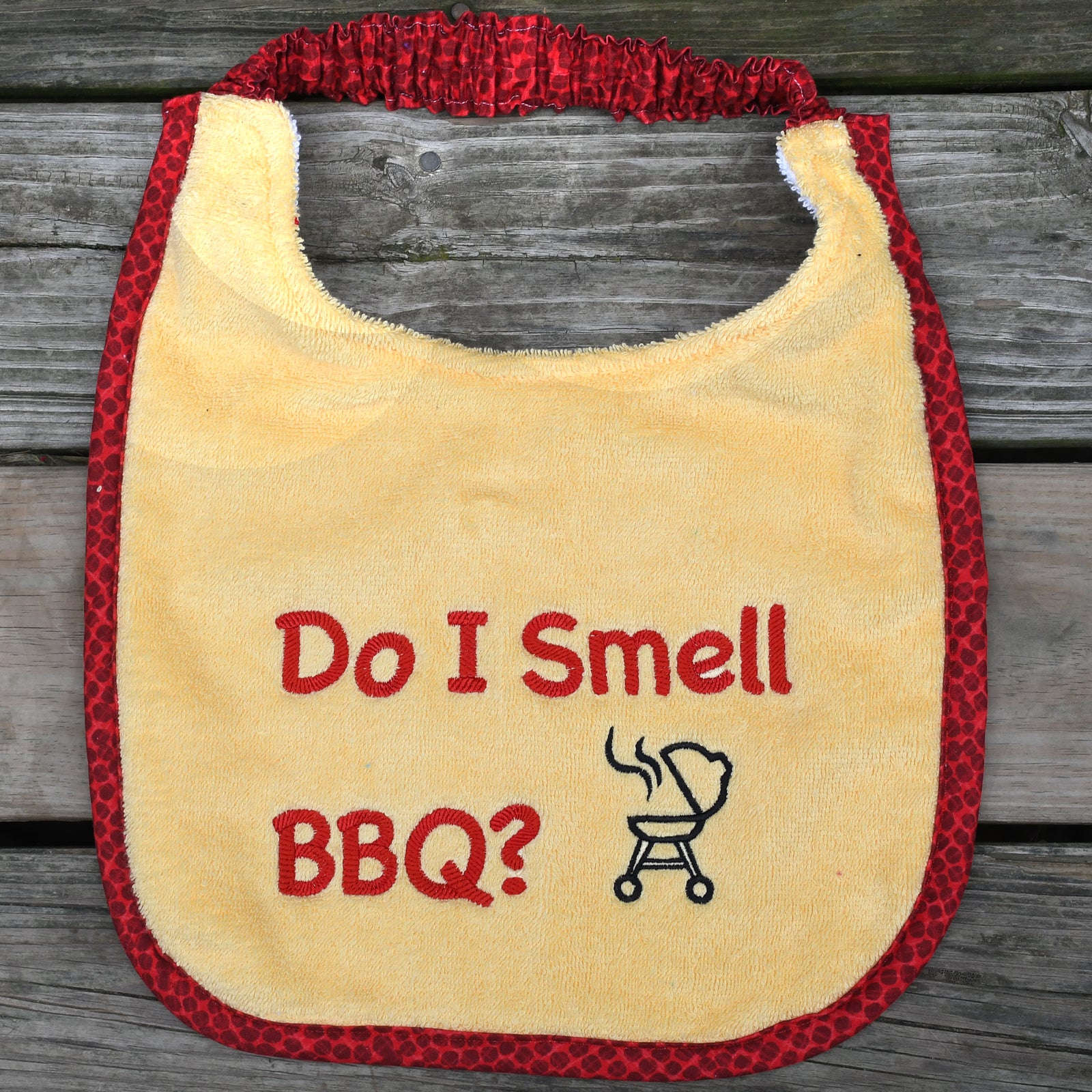 Do I smell BBQ?, Drool Bib