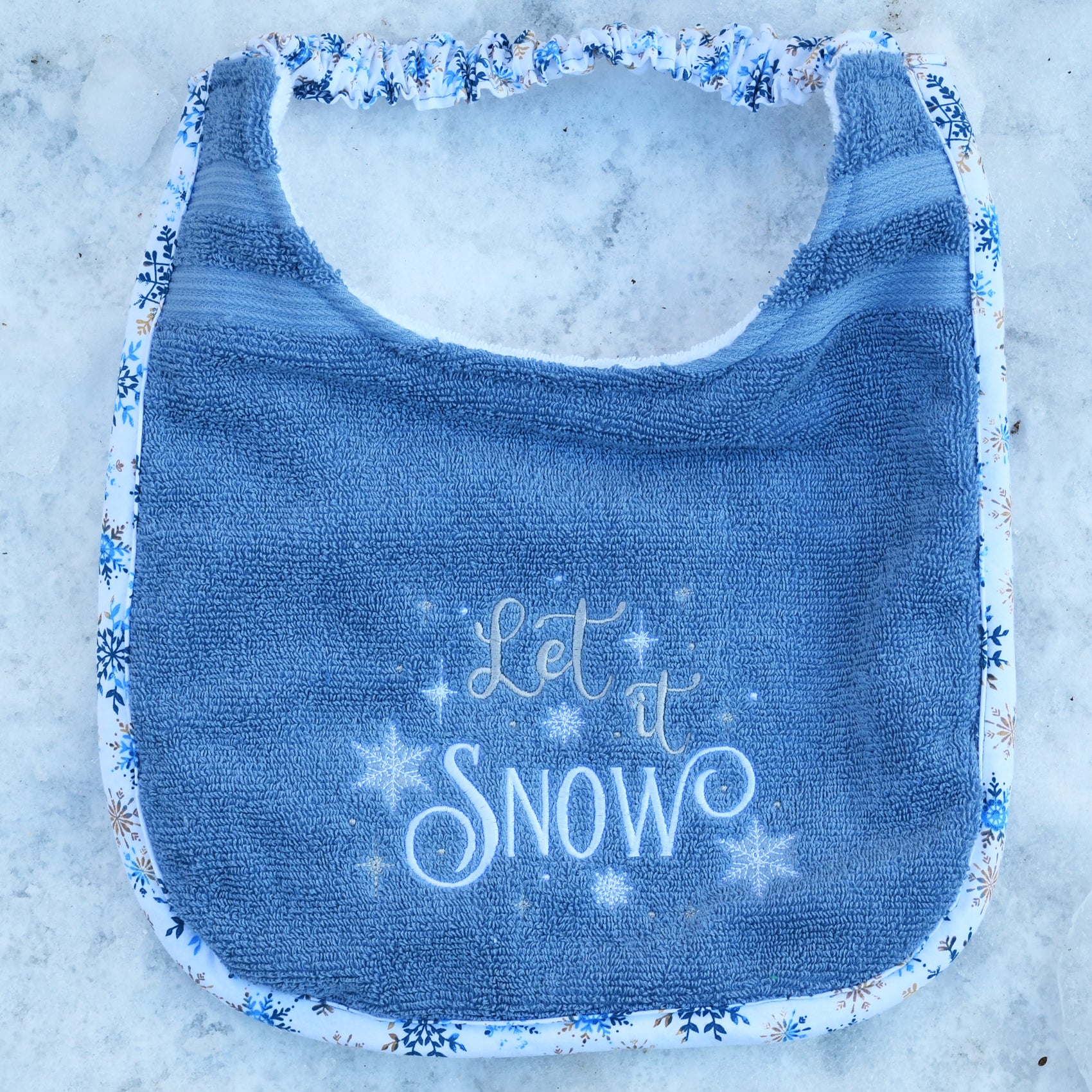 Let it Snow, Drool Bib