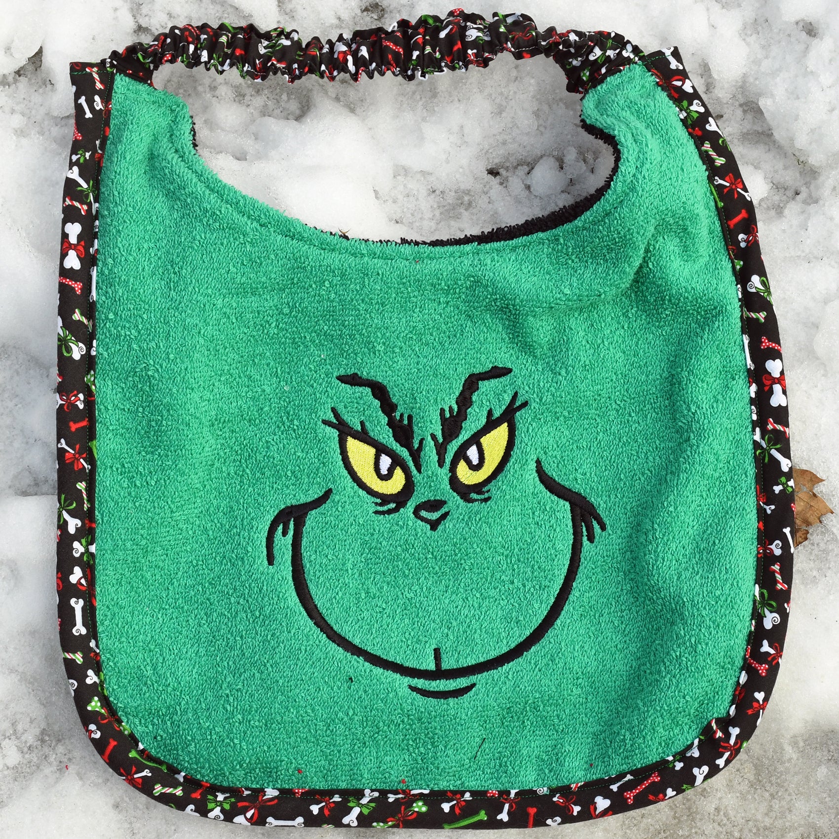 Grinch, Drool Bib