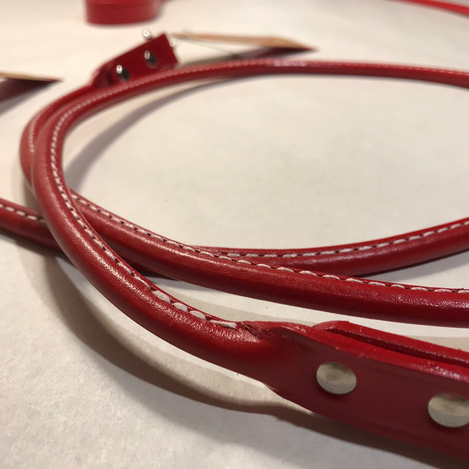 48" Rolled Leather Snap Leash - RED