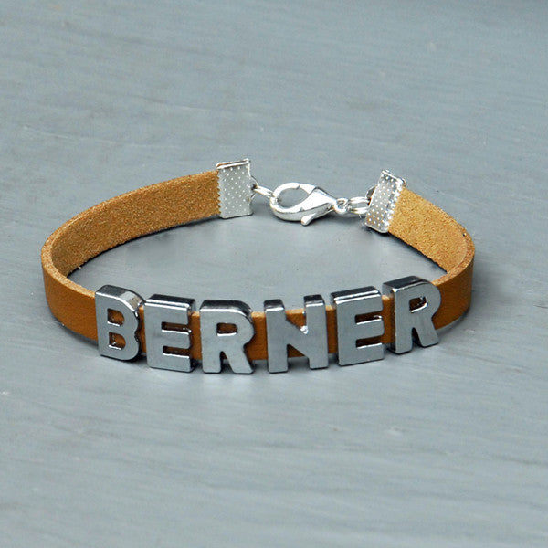 BERNER charm/friendship bracelet - 7 inches